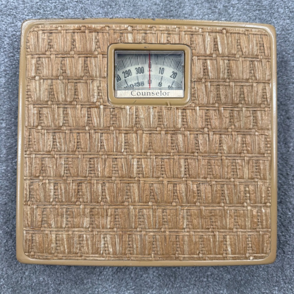 VTG Counselor Mechanical‎ Bathroom Scale Wicker Look Retro Home Decor